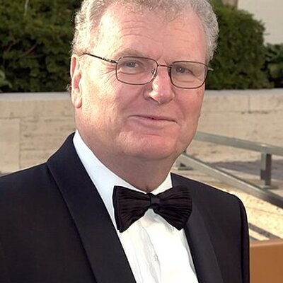 Portrait of Howard Stringer