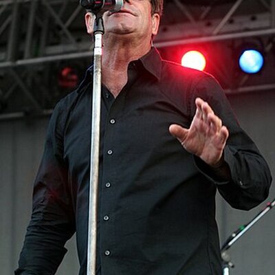 Huey Lewis
