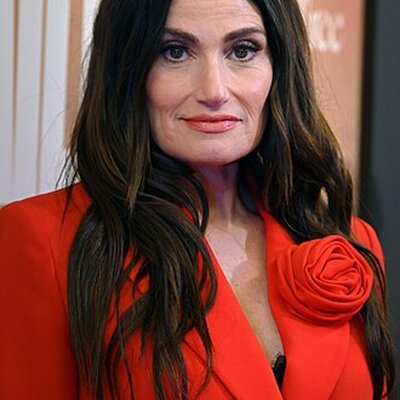 Idina Menzel