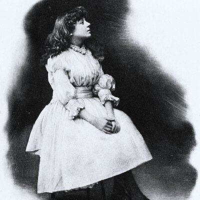 Portrait of Isa Bowman