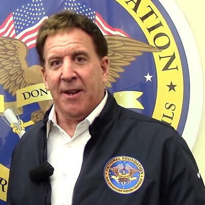 Portrait of Jake Steinfeld