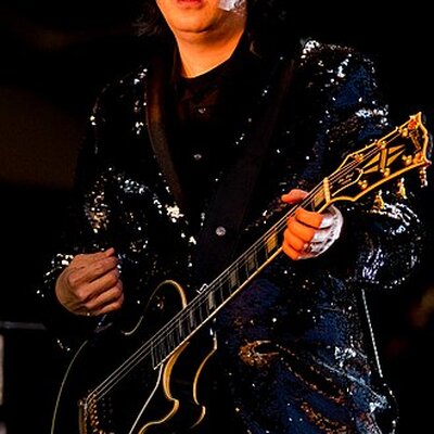 James Iha