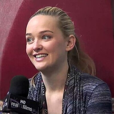 Portrait of Jess Weixler