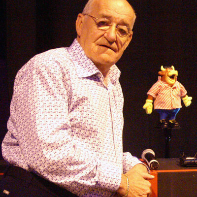 Jim Bowen