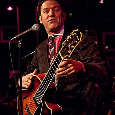 Portrait of John Pizzarelli