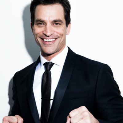 Portrait of Johnathon Schaech