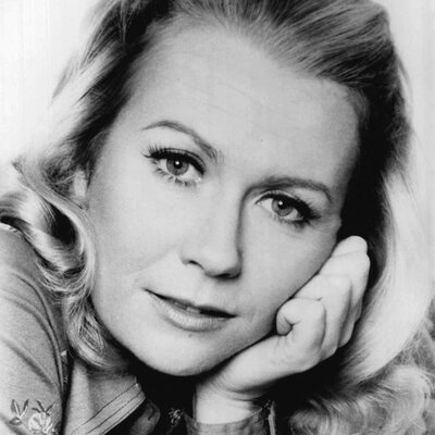 Portrait of Juliet Mills