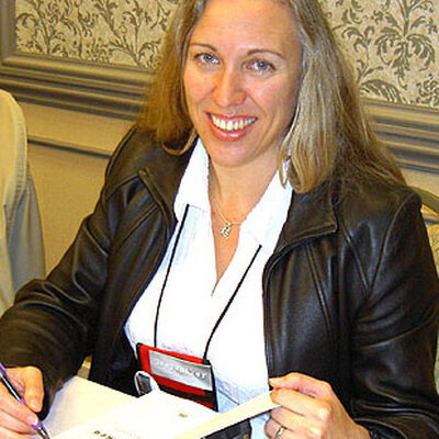 Portrait of Kat Richardson