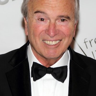 Portrait of Ken Auletta