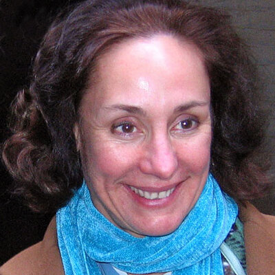 Portrait of Laurie Metcalf