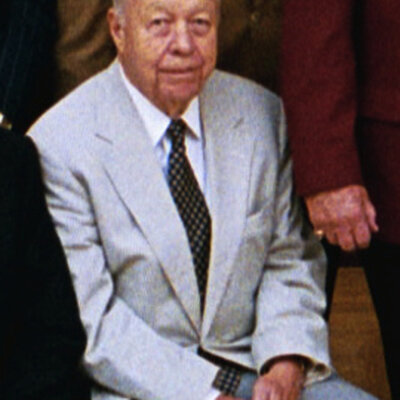 Portrait of Lee MacPhail
