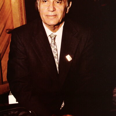 Leon Surmelian