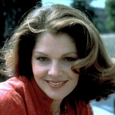 Portrait of Lois Chiles