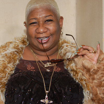 Portrait of Luenell