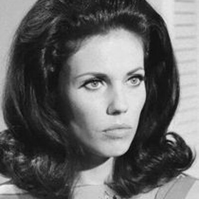 Portrait of Lyn Peters