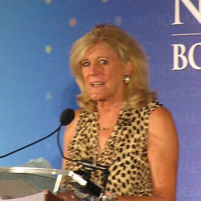 Portrait of Lynn Sherr