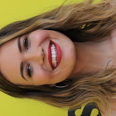 Portrait of Mandy Moore