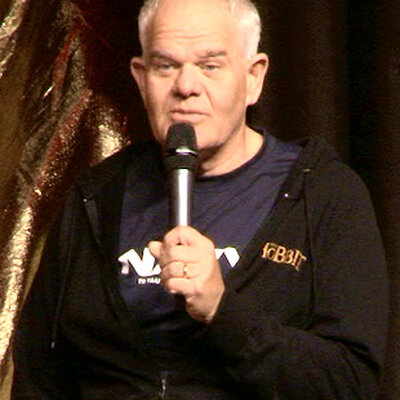 Portrait of Mark Hadlow