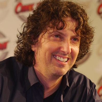 Portrait of Mark Schwahn