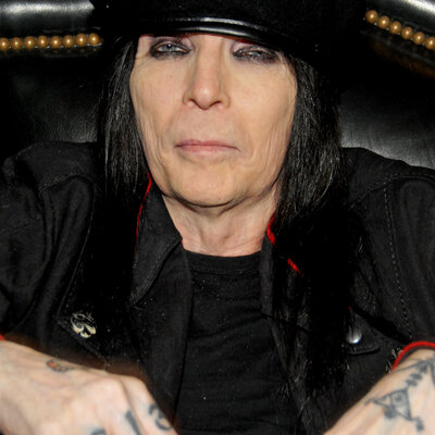 Portrait of Mick Mars
