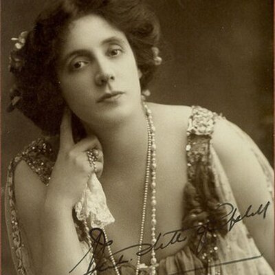 Portrait of Mrs. Patrick Campbell