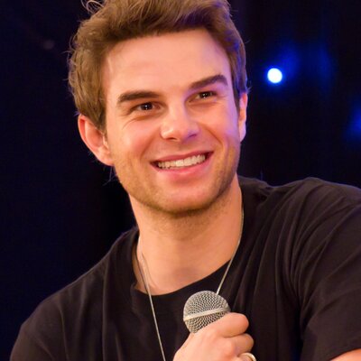 Portrait of Nathaniel Buzolic