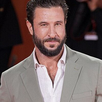 Portrait of Pablo Schreiber