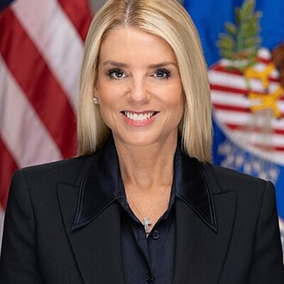 Portrait of Pam Bondi