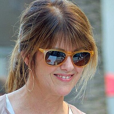 Portrait of Pam Dawber