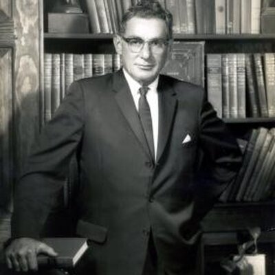 Portrait of Pat Frank
