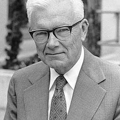Portrait of Paul Flory