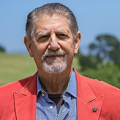 Peter Coyote