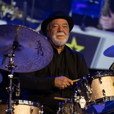 Portrait of Peter Erskine