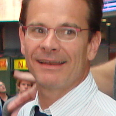 Portrait of Peter Scolari