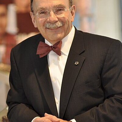 Portrait of R. Bowen Loftin