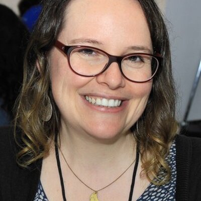 Portrait of Raina Telgemeier