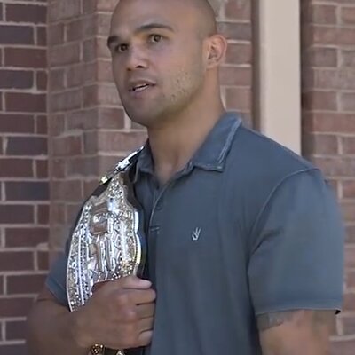 Portrait of Robbie Lawler