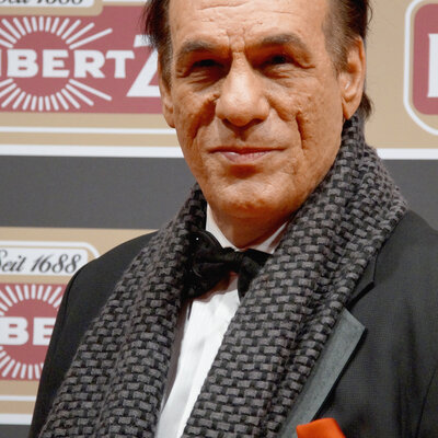 Portrait of Robert Davi
