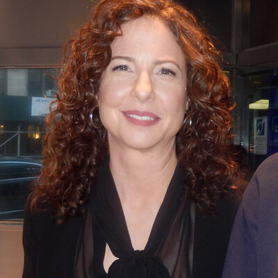 Portrait of Robin Weigert