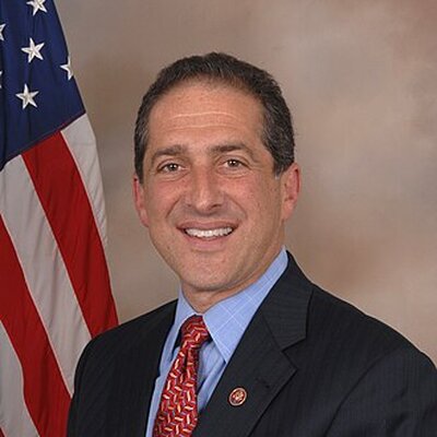 Portrait of Ron Klein