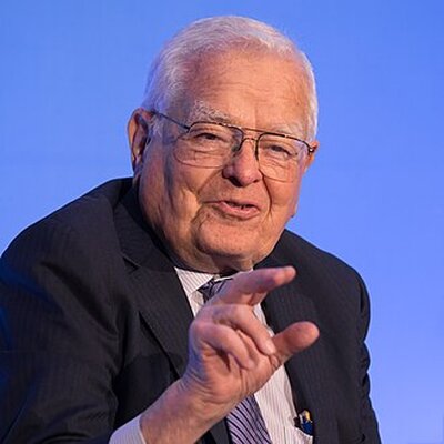 Portrait of Roy Romer