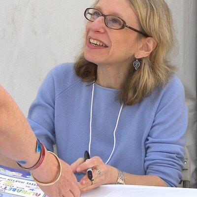Portrait of Roz Chast
