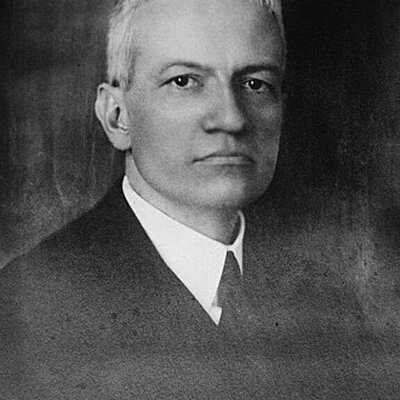 Portrait of Russell Cornell Leffingwell
