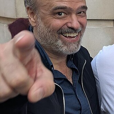 Portrait of Scott Adsit