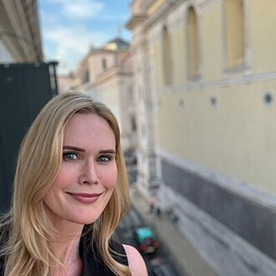 Portrait of Stephanie March