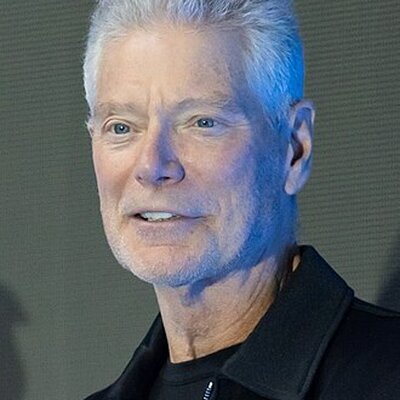 Portrait of Stephen Lang