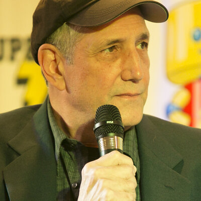 Portrait of Stephen Russell