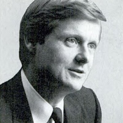 Portrait of Steve Bartlett