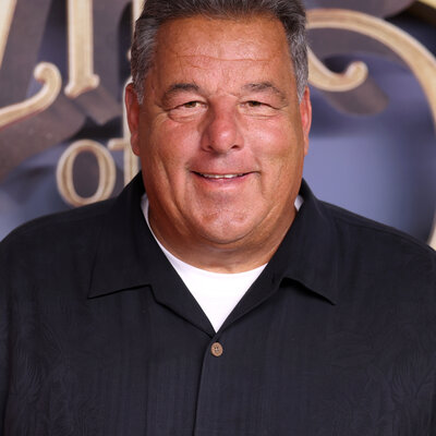 Portrait of Steve Schirripa