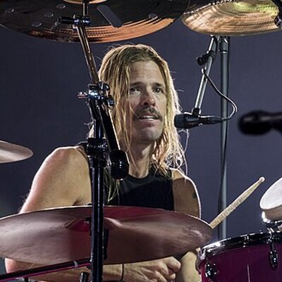 Portrait of Taylor Hawkins